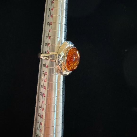 DDD Hammered Sterling silver Amber Size 7 Ring - Picture 3 of 10